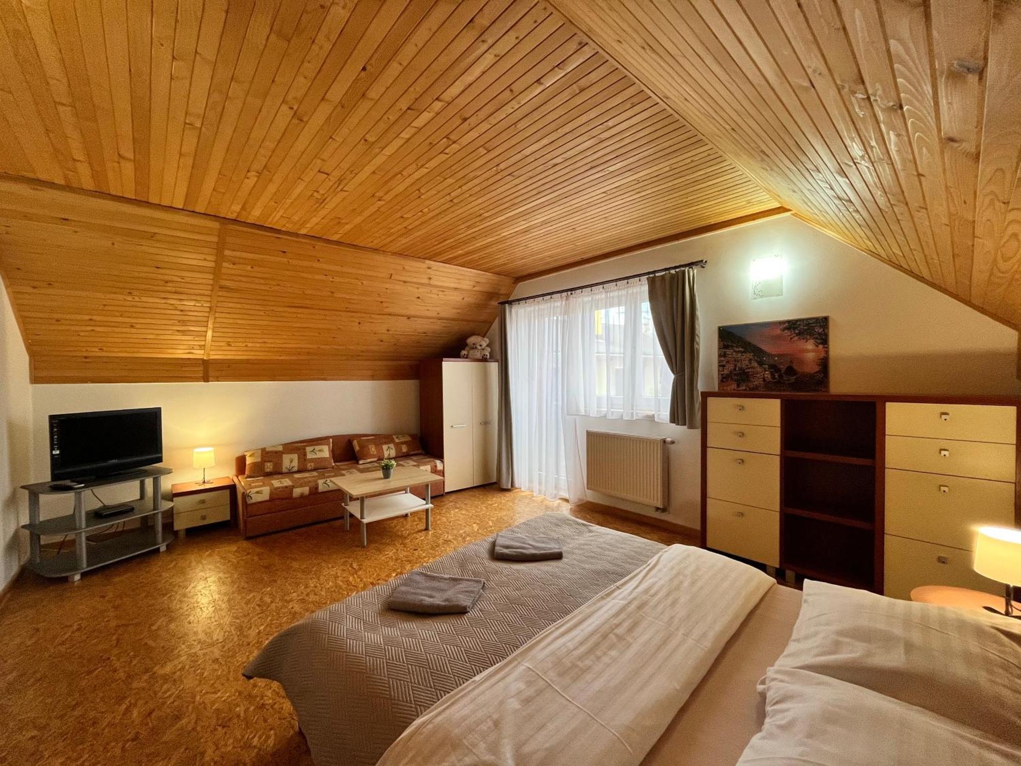 Penzion Ruzbasky Stara Lesna Quarto foto